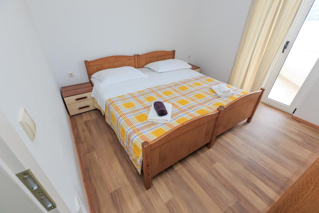 Apartments Rogulj Rogoznica  Zimmer foto