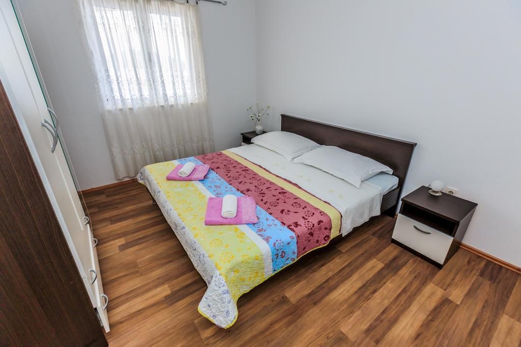 Apartments Rogulj Rogoznica  Zimmer foto