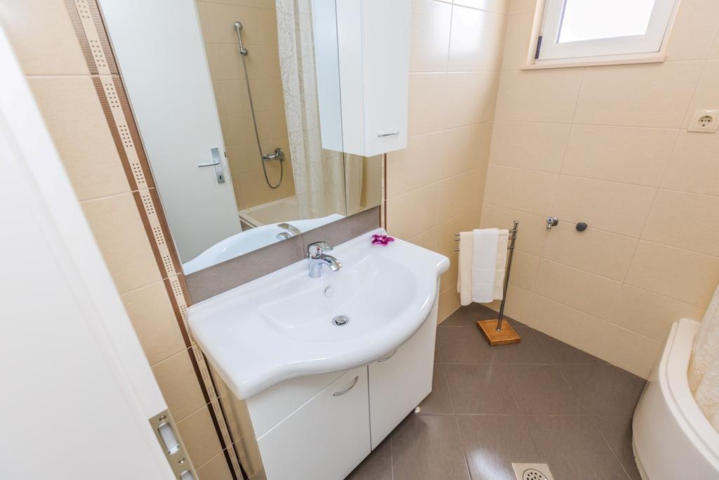 Apartments Rogulj Rogoznica  Zimmer foto